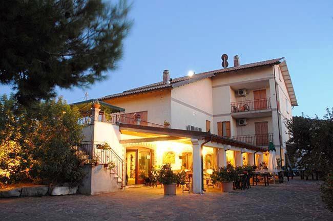 Villa Agriturismo Nardini Rodi Garganico Exterior foto