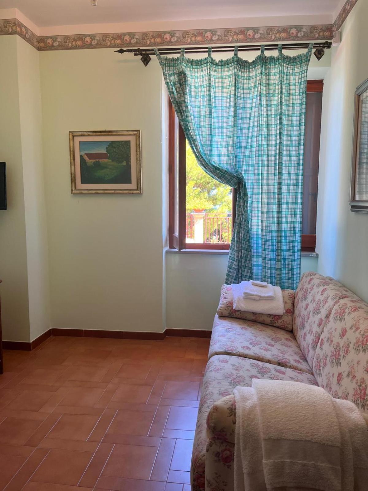 Villa Agriturismo Nardini Rodi Garganico Exterior foto